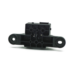 Removing the B+ boot strut on BMW F15, F16, F85 and F86 models