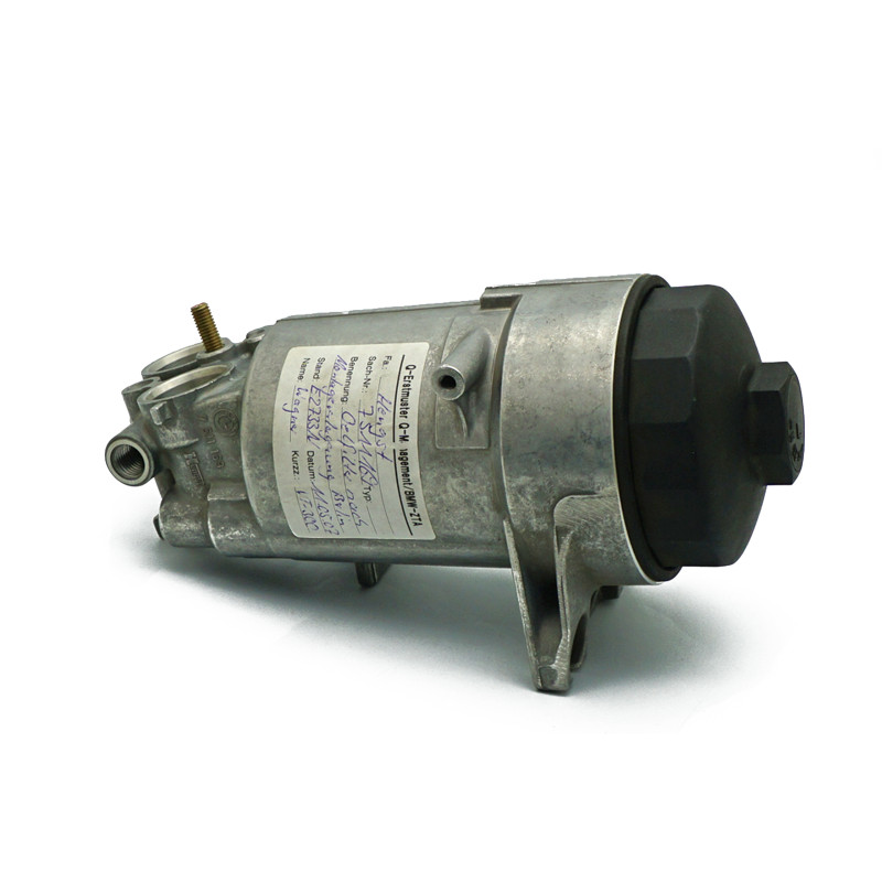 Obudowa filtr oleju BMW E31 E32 E38 E39 E52 E53