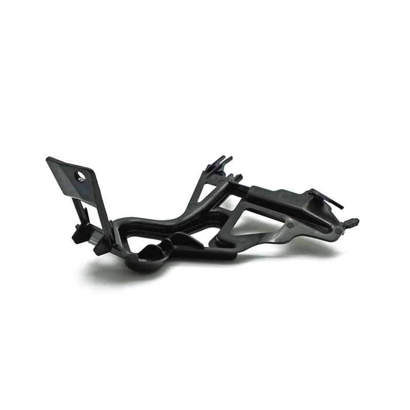 Element dystansowy z prawej strony BMW F01 F02 F04 Element dystansowy z prawej strony BMW F01 F02 F04