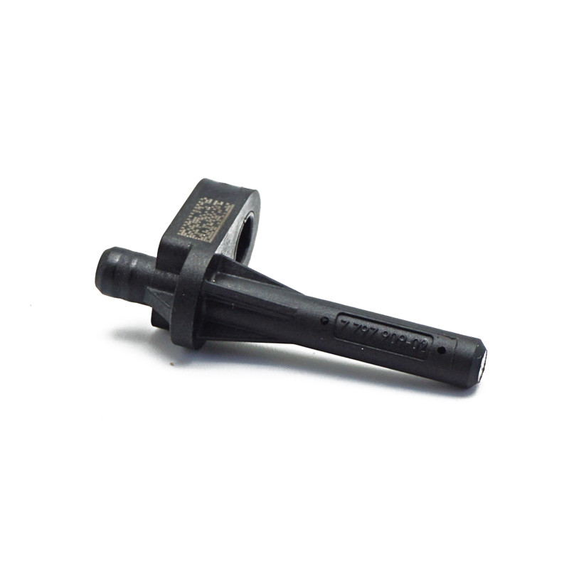 Oil injection nozzle for BMW E60, E61, E70, E71, E81, E82 and E83