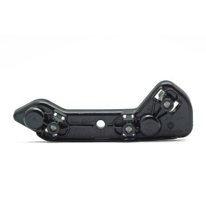 Front right side panel mounting bracket, BMW F87