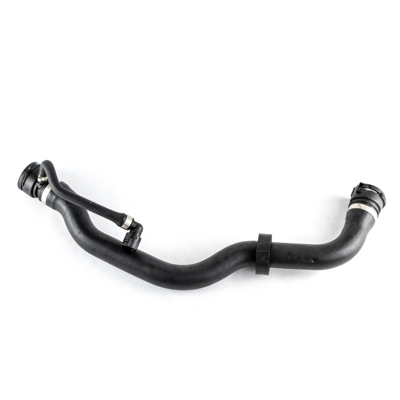 Flexibler Schlauch des Kühlsystems BMW E83 Flexibler Schlauch des Kühlsystems BMW E83