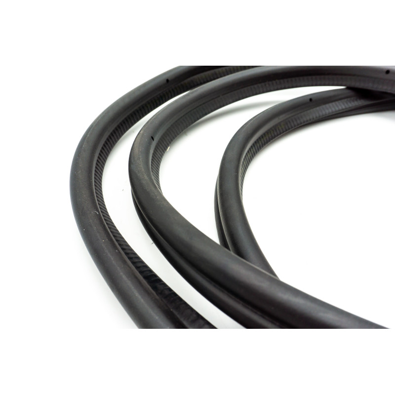 Boot lid seal for MINI R61