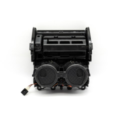 Uchwyt na napoje przedni...