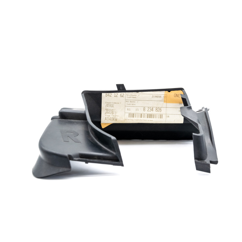 Osłona zderzaka prżód prawa BMW E81 E82 E87 51118234826 Osłona zderzaka prżód prawa BMW E81 E82 E87 51118234826