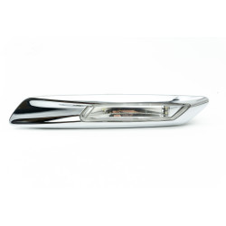 Blinker im rechten Radkasten BMW F10 F11