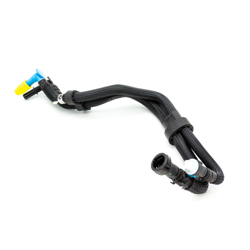 Fuel line for BMW G20 G21 engine compartment