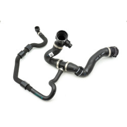 Wąż pomiędzy chłodnicą a silnikiem BMW F20 F22 F30 F32 F36 B58  17128662840