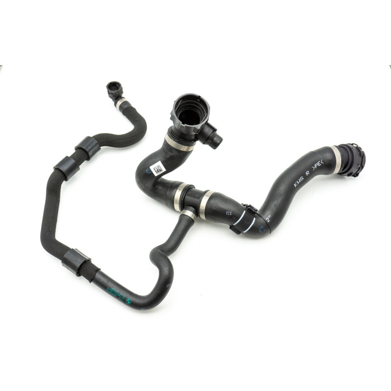 Schlauch zwischen K&uuml;hler und Motor BMW F20 F22 F30 F32 F36 B58