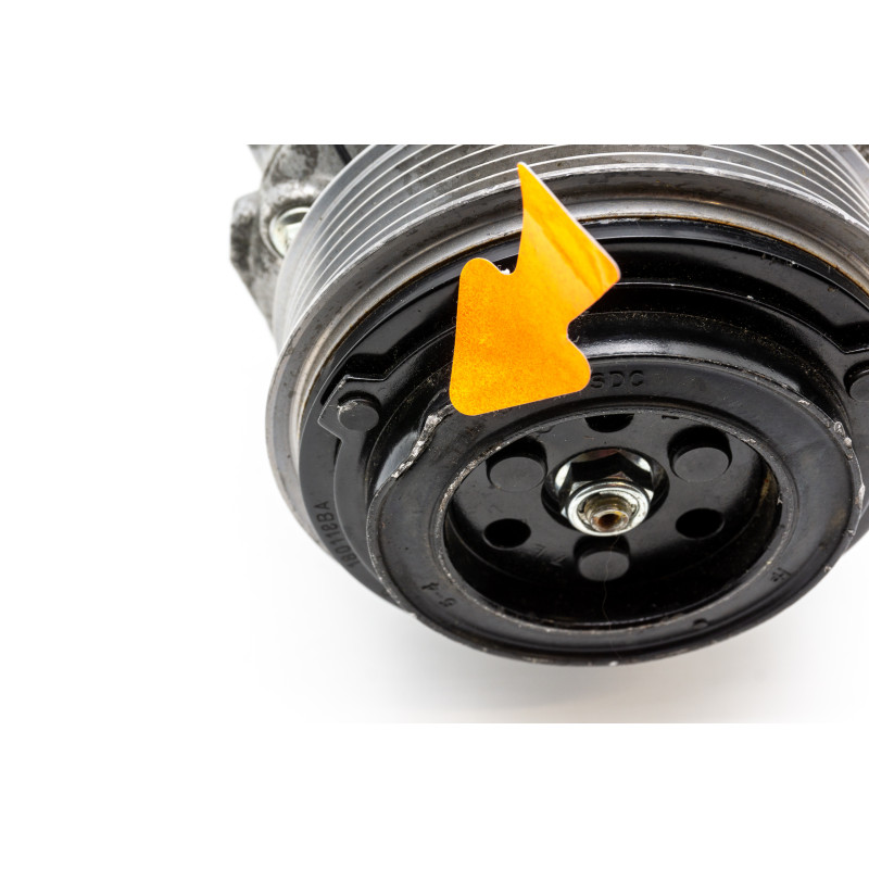 Sprężarka kompresor klimatyzacji BMW G30 G31 7945863 Sprężarka kompresor klimatyzacji BMW G30 G31 7945863