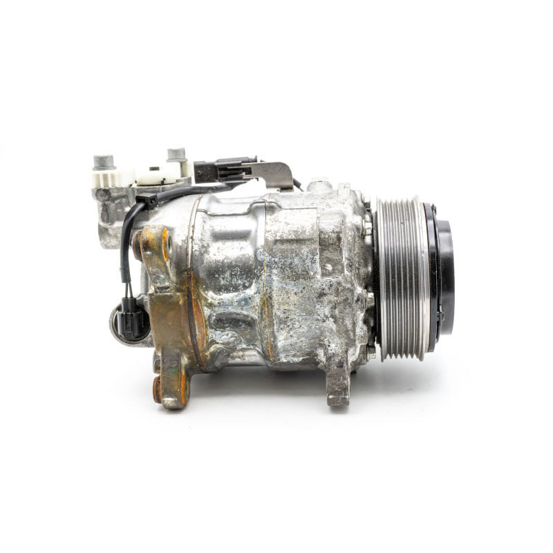 Sprężarka kompresor klimatyzacji BMW G30 G31 7945863 Sprężarka kompresor klimatyzacji BMW G30 G31 7945863