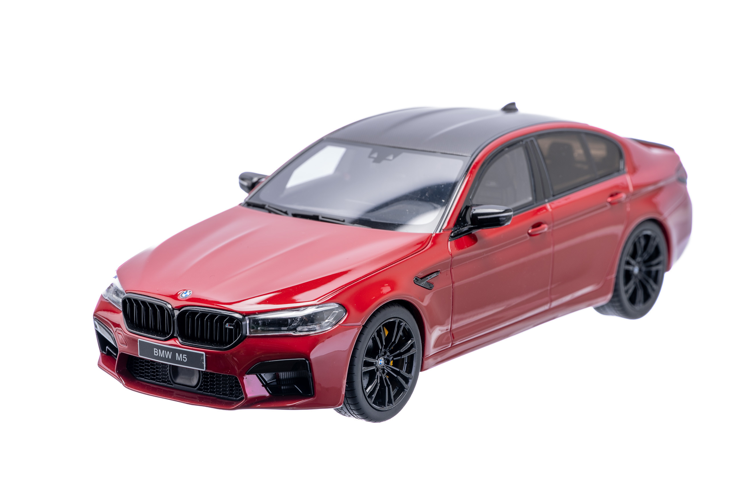 BMW M5 (F90) Competition 2020 - ikona sportowej limuzyny w nowoczesnym wydaniu